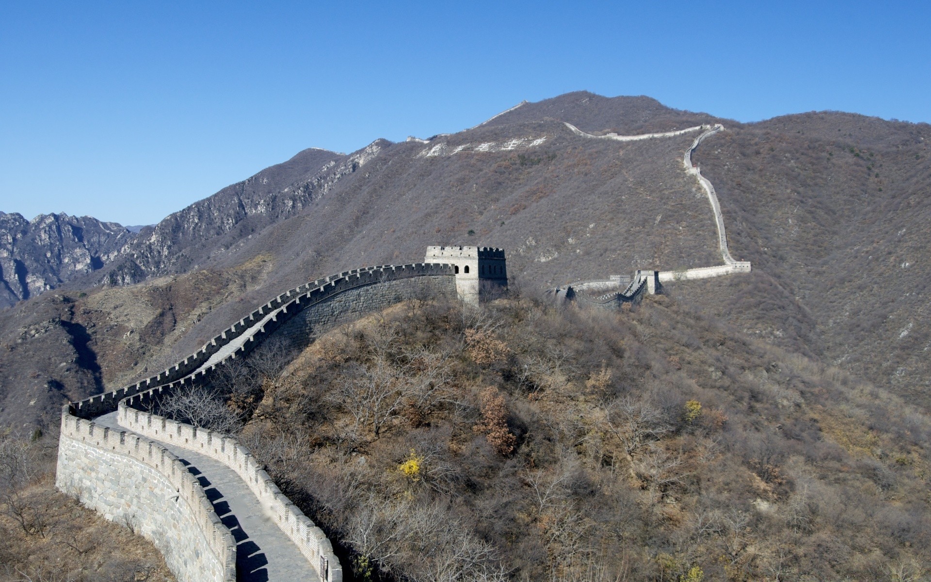 asia paisaje montañas viajes carretera colina escénico al aire libre luz del día valle cielo turismo minas