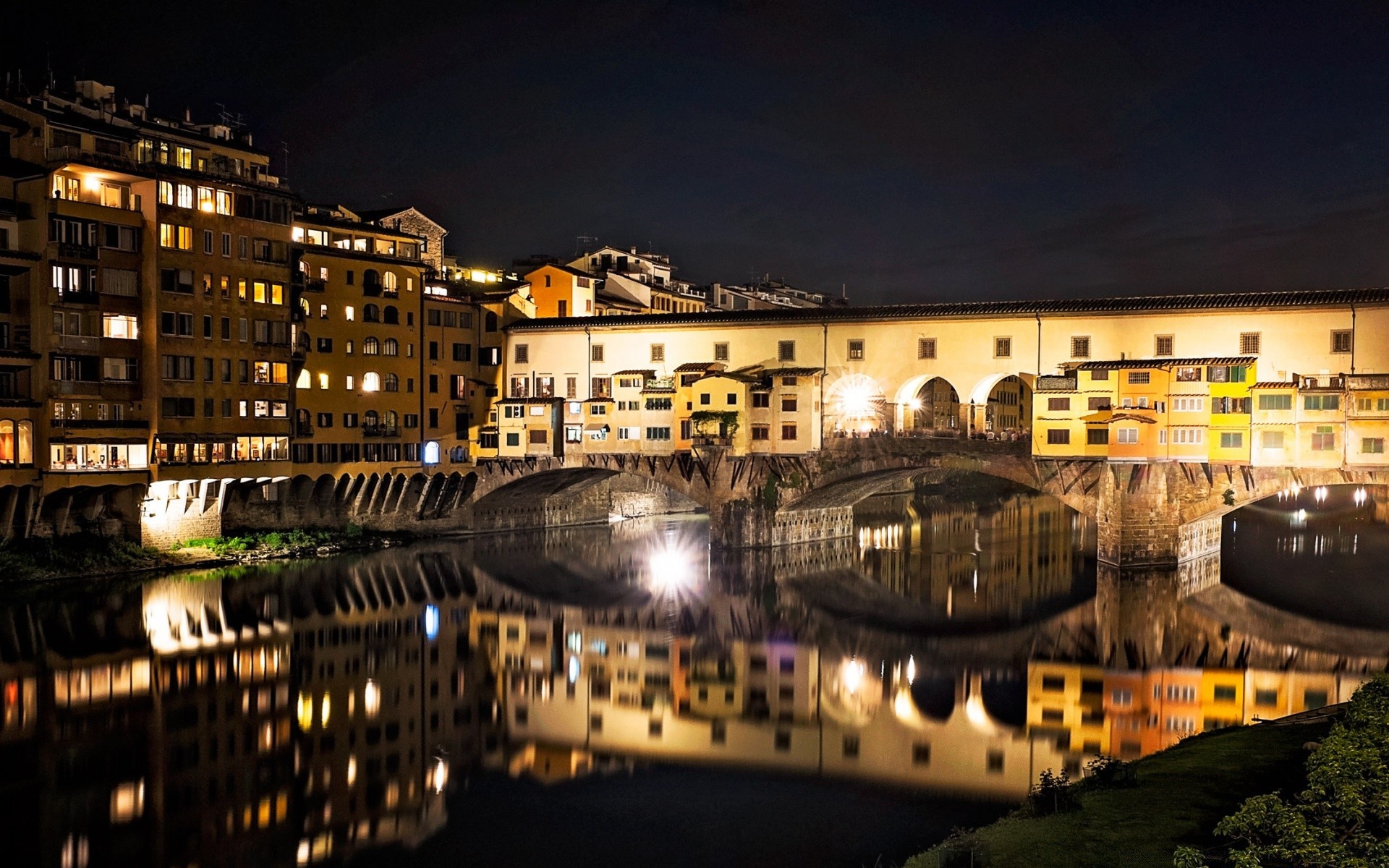 europa viajes ciudad arquitectura agua hogar luz río turismo noche urbano al aire libre oscuridad ciudad puente reflexión casa