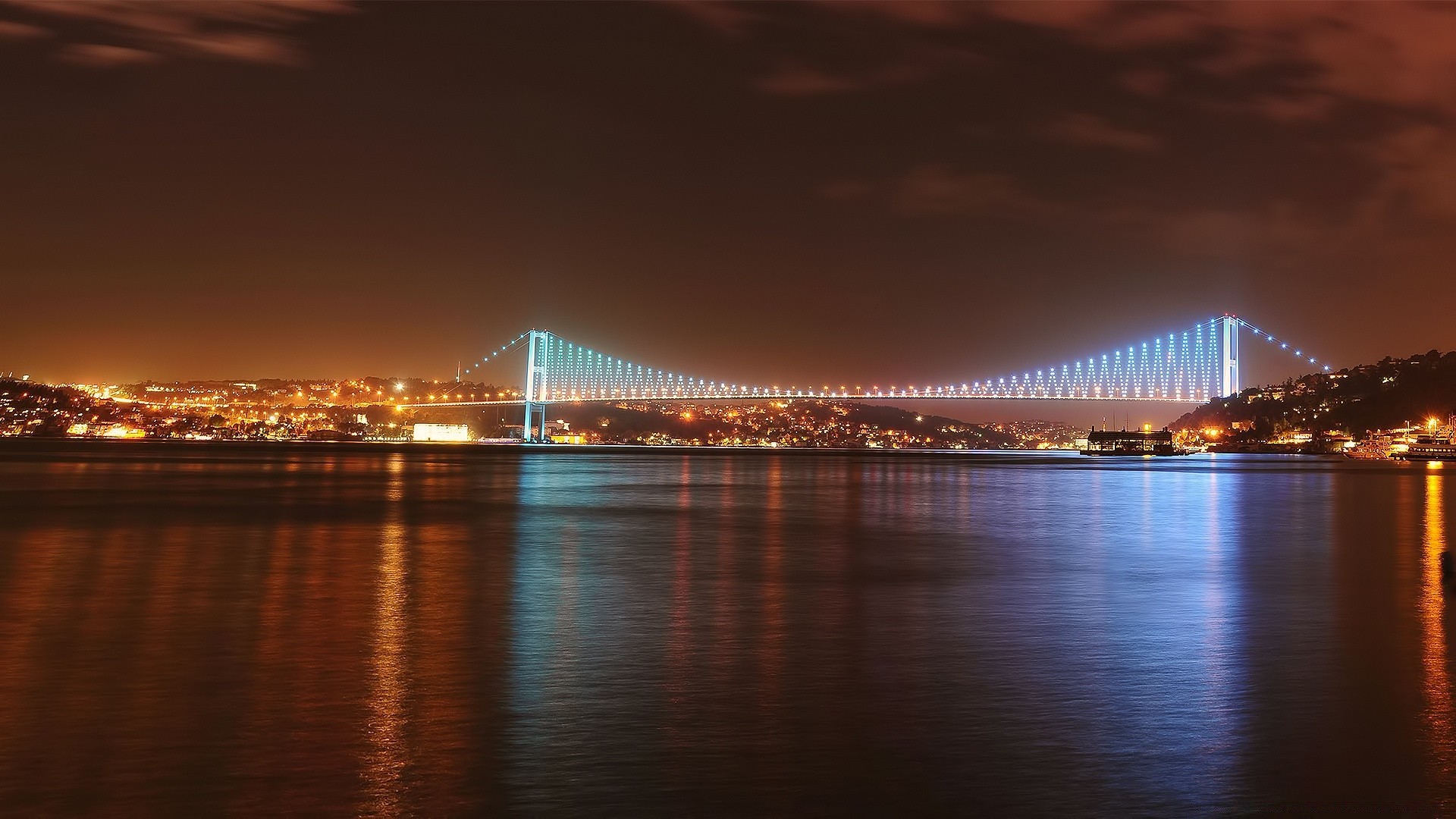 europa puesta del sol agua puente anochecer arquitectura noche viajes cielo amanecer ciudad puente colgante río centro de la ciudad reflexión ciudad conexión al aire libre