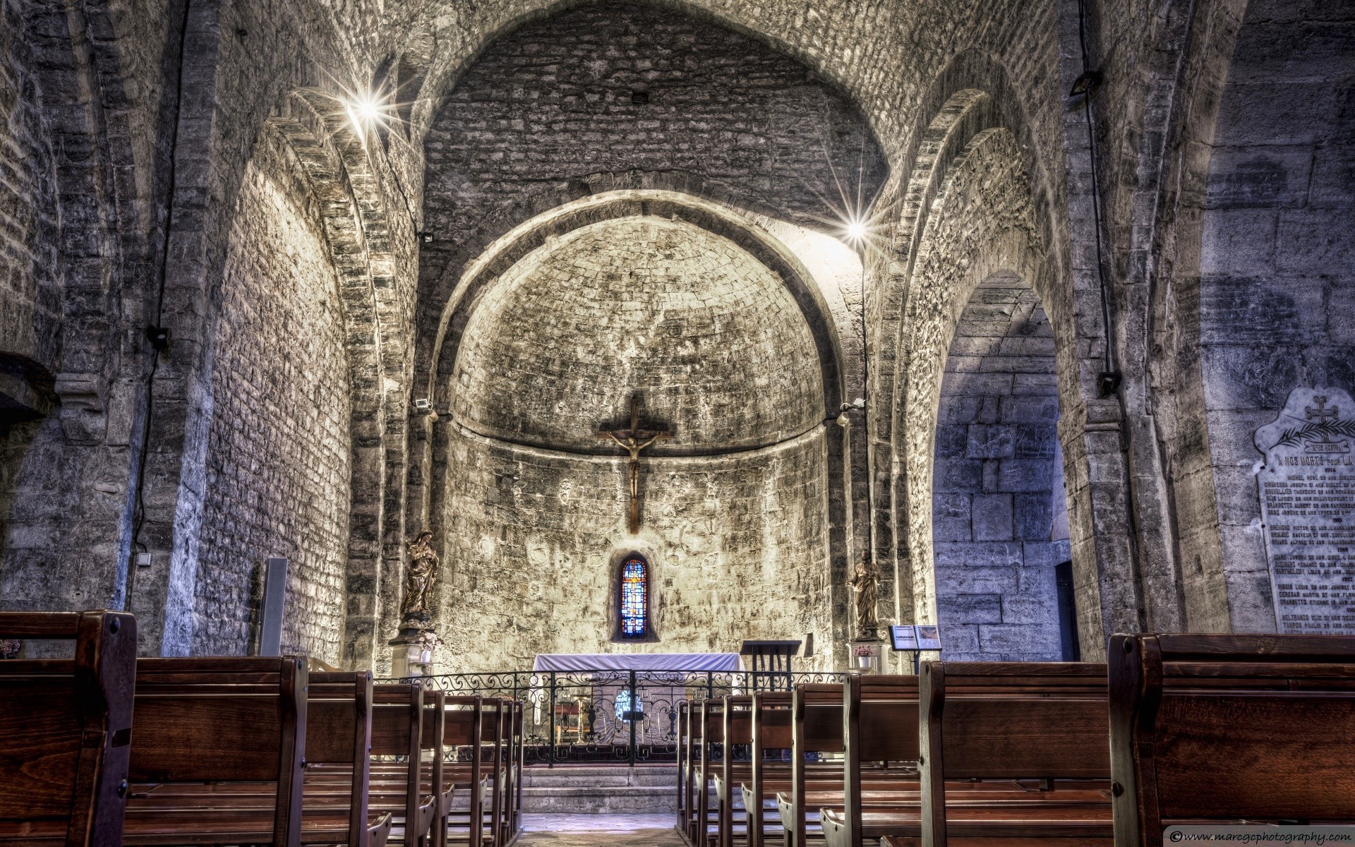 europa igreja arquitetura religião velho gótico catedral banco arco viagem casa religioso local de interesse dentro de pedra mosteiro dentro de casa antigo abby