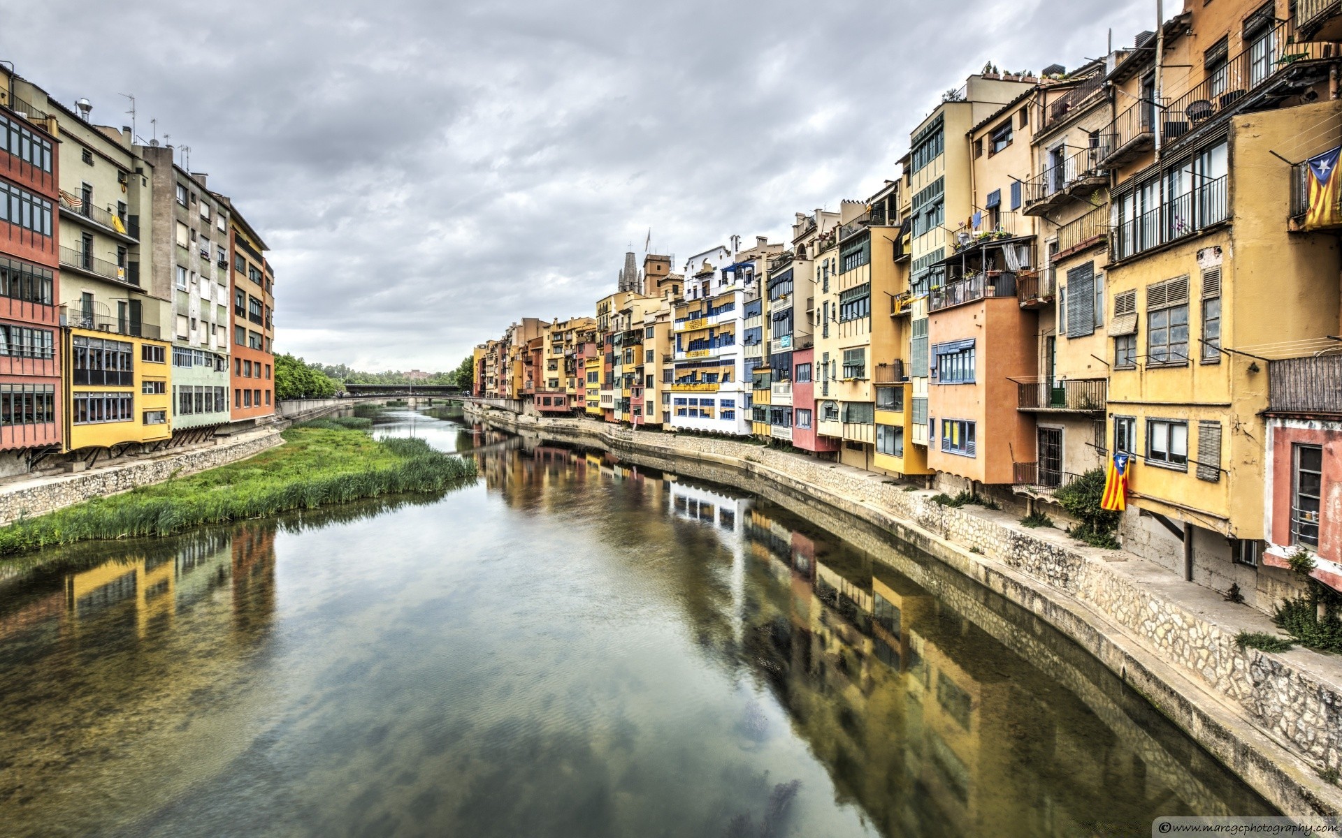 europe architecture travel house outdoors building water city canal tourism town daylight river old sky urban street