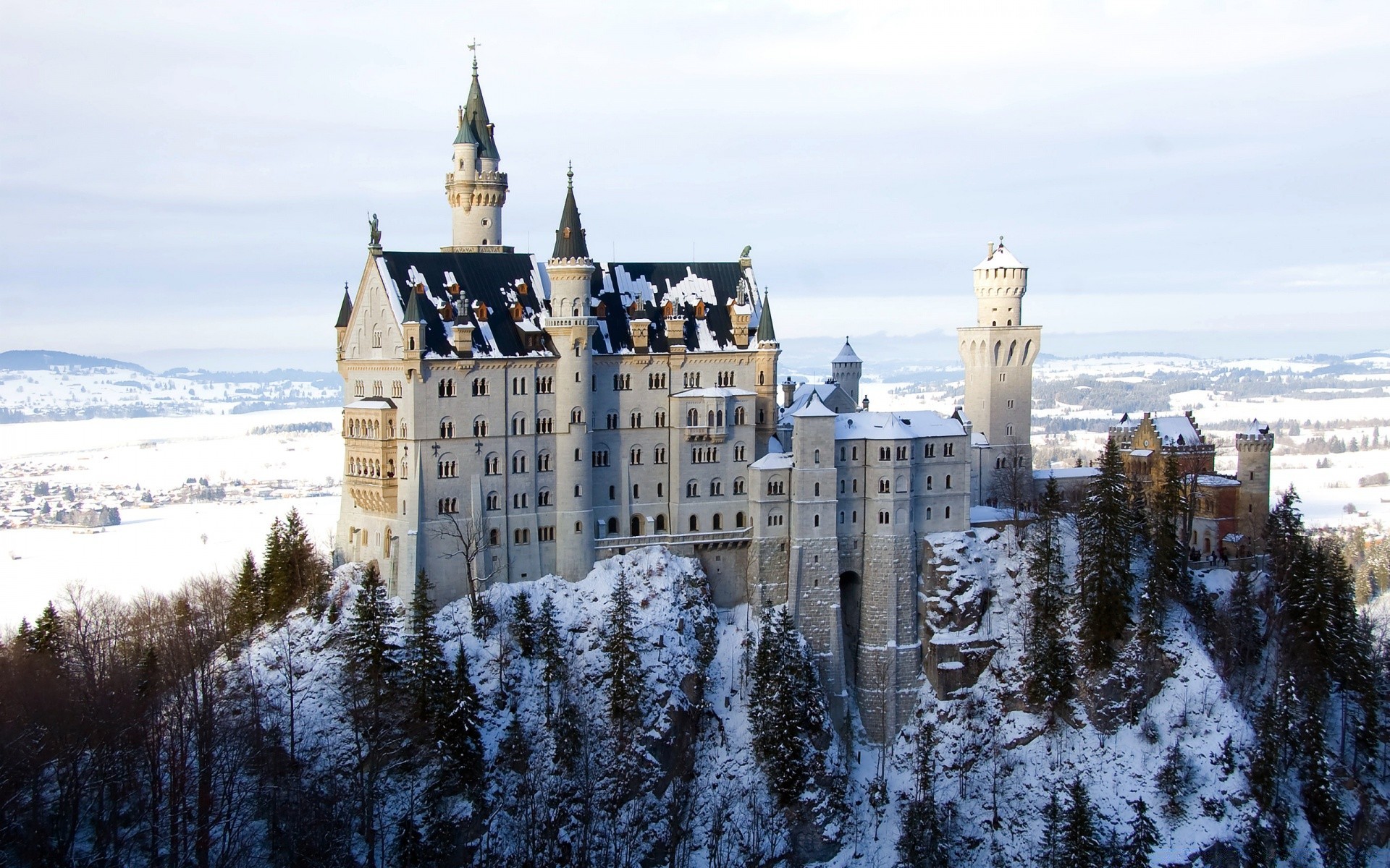 europa arquitetura inverno viajar neve casa ao ar livre céu velho cidade castelo gótico tradicional espetáculo torre cidade turismo