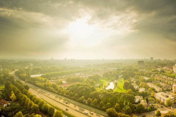 Città solare europea. Sole tra le nuvole. V