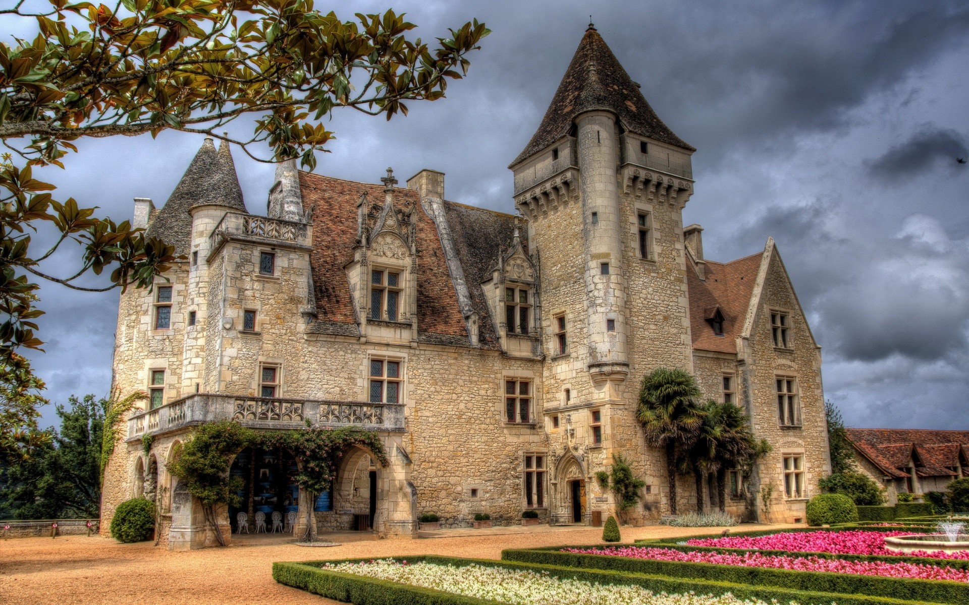 europe architecture château maison gothique voyage vieux anciens à l extérieur tour historique ciel château point de repère pierre tourisme église