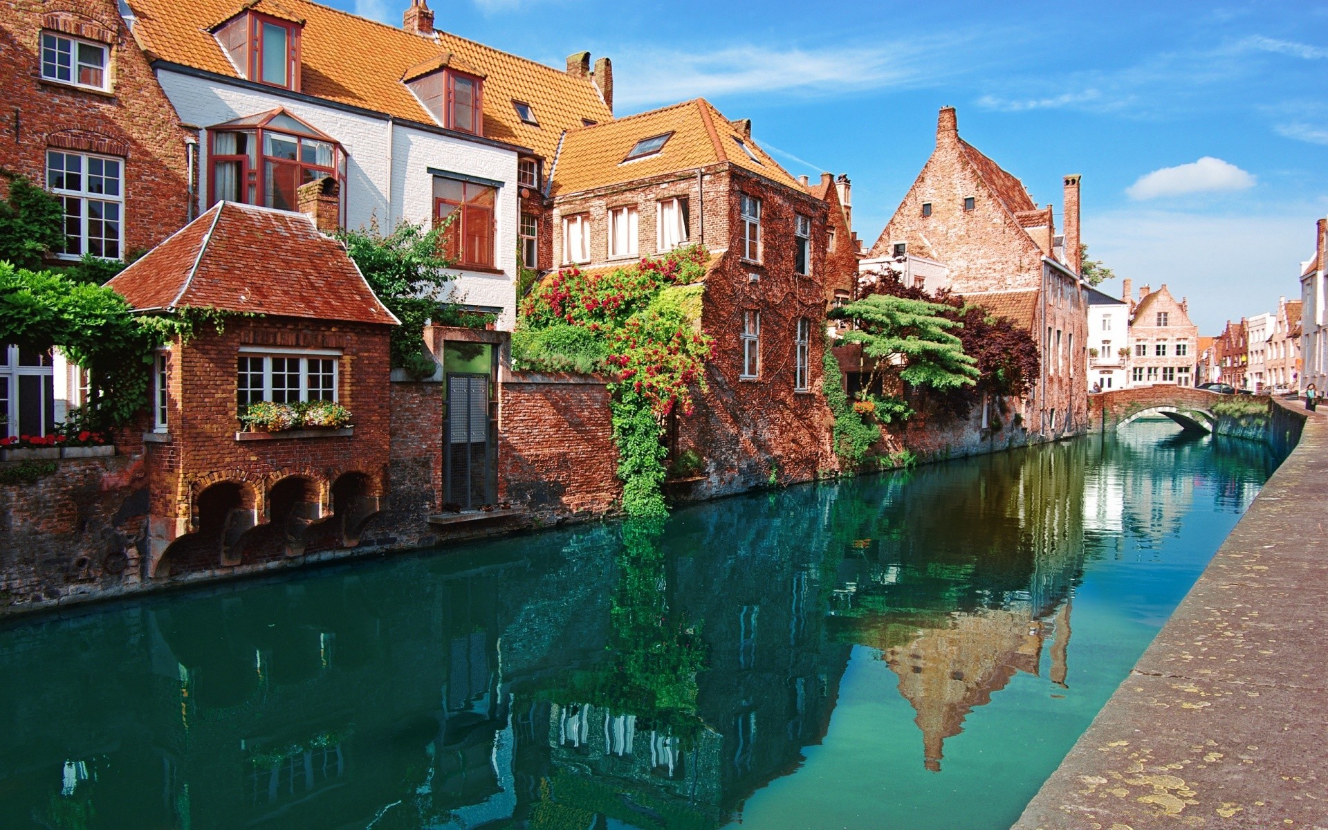 europe architecture travel house old building water town city gothic outdoors tourism river canal castle ancient traditional home sky street