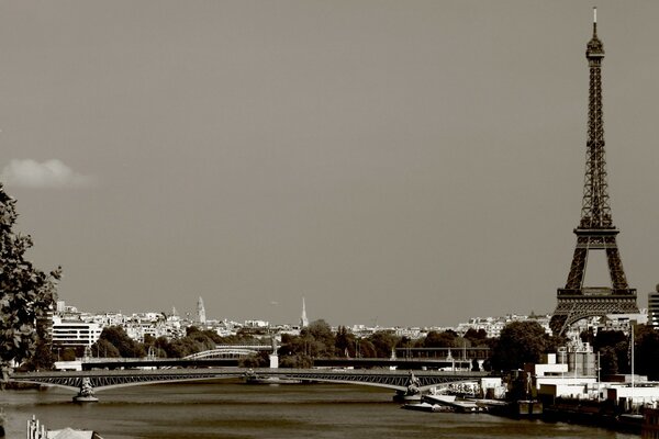 Paris bei Sonnenuntergang Monochrom Schwarz-Weiß-Foto