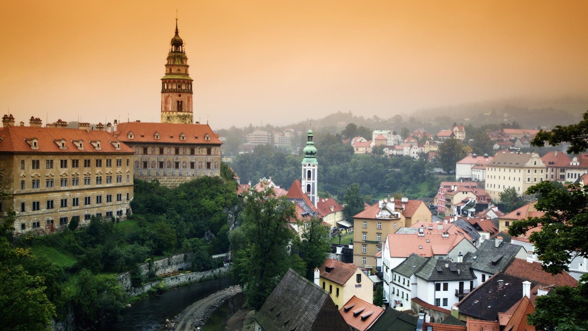 europa architektur stadt reisen stadt haus im freien stadt kirche haus dach alt schloss himmel tourismus städtisch tageslicht