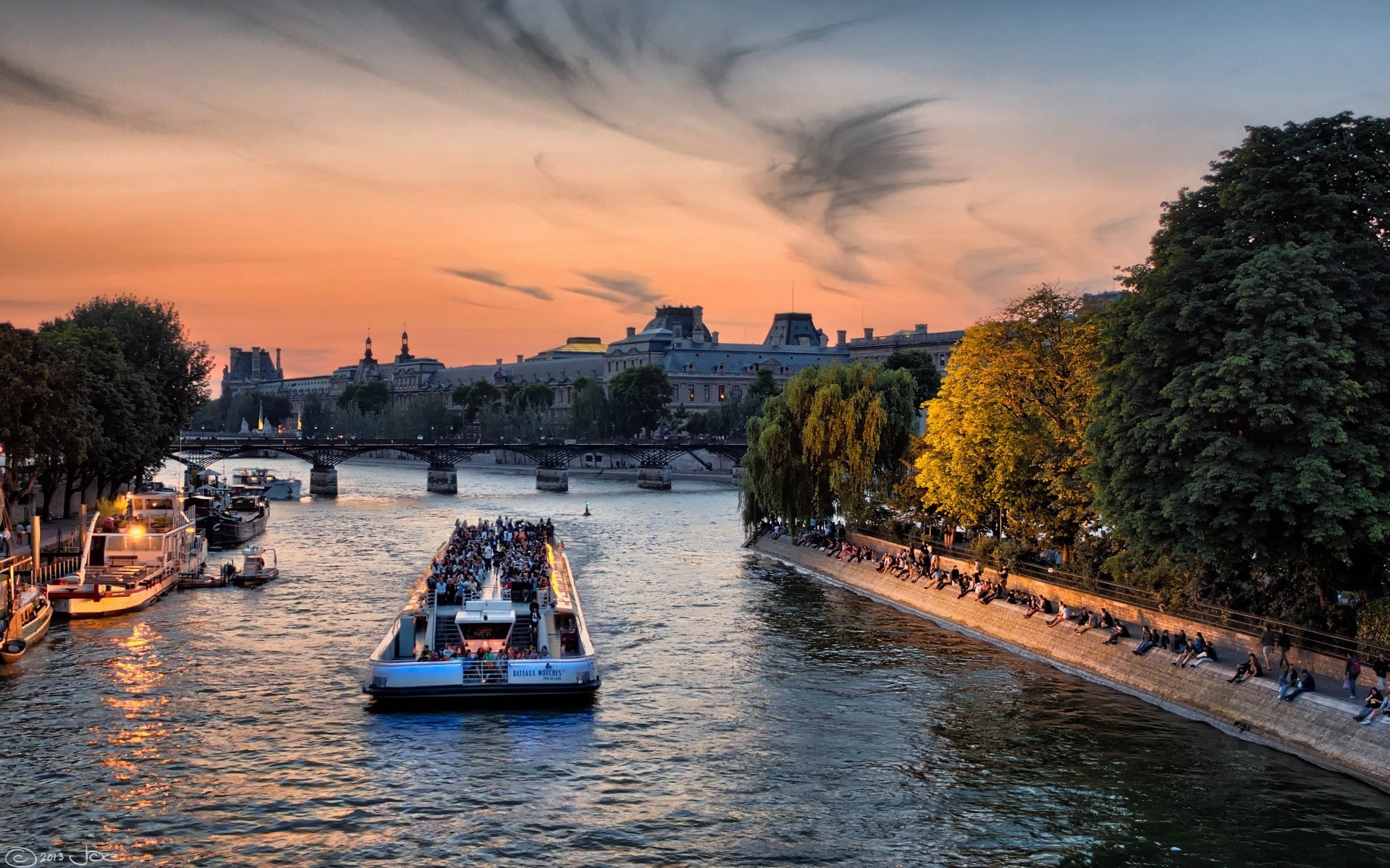 europa wasser fluss reisen wasserfahrzeug boot im freien himmel see sonnenuntergang transportsystem reflexion abend auto baum architektur dämmerung tourismus kanal