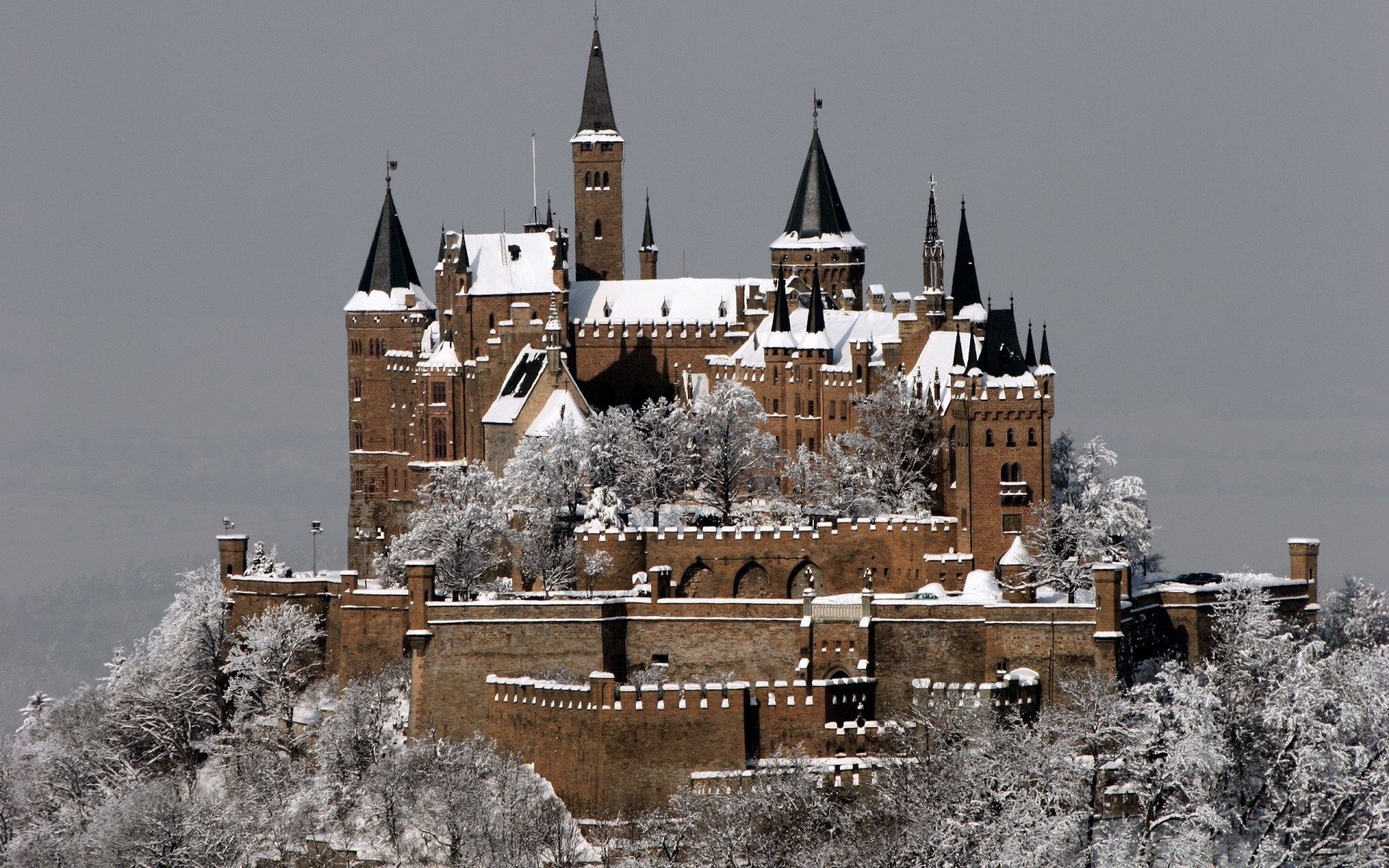 europa arquitectura viajes ciudad invierno casa cielo al aire libre antiguo castillo iglesia gótico ciudad espectáculo nieve torre turismo antiguo casa