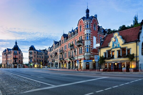 Die zentrale Straße der europäischen Stadt