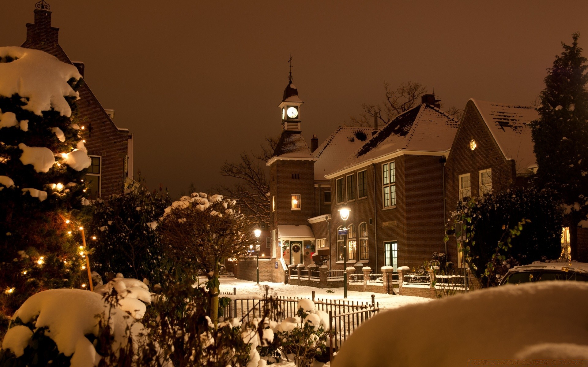 europa invierno nieve puesta de sol viajes arquitectura al aire libre navidad ciudad noche árbol calle luz amanecer iglesia