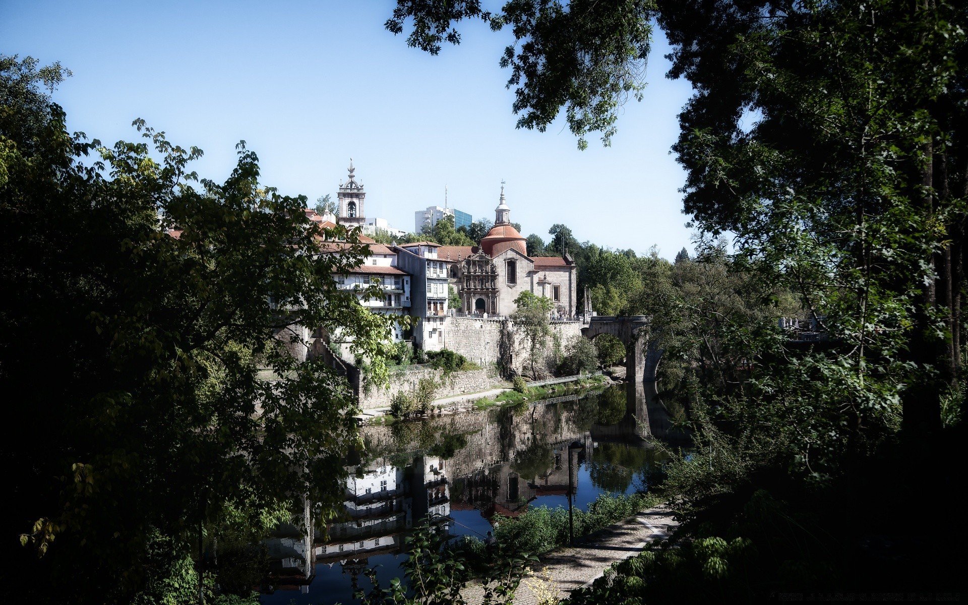 europa arquitetura viagens árvore velho casa ao ar livre cidade céu antigo casa igreja verão