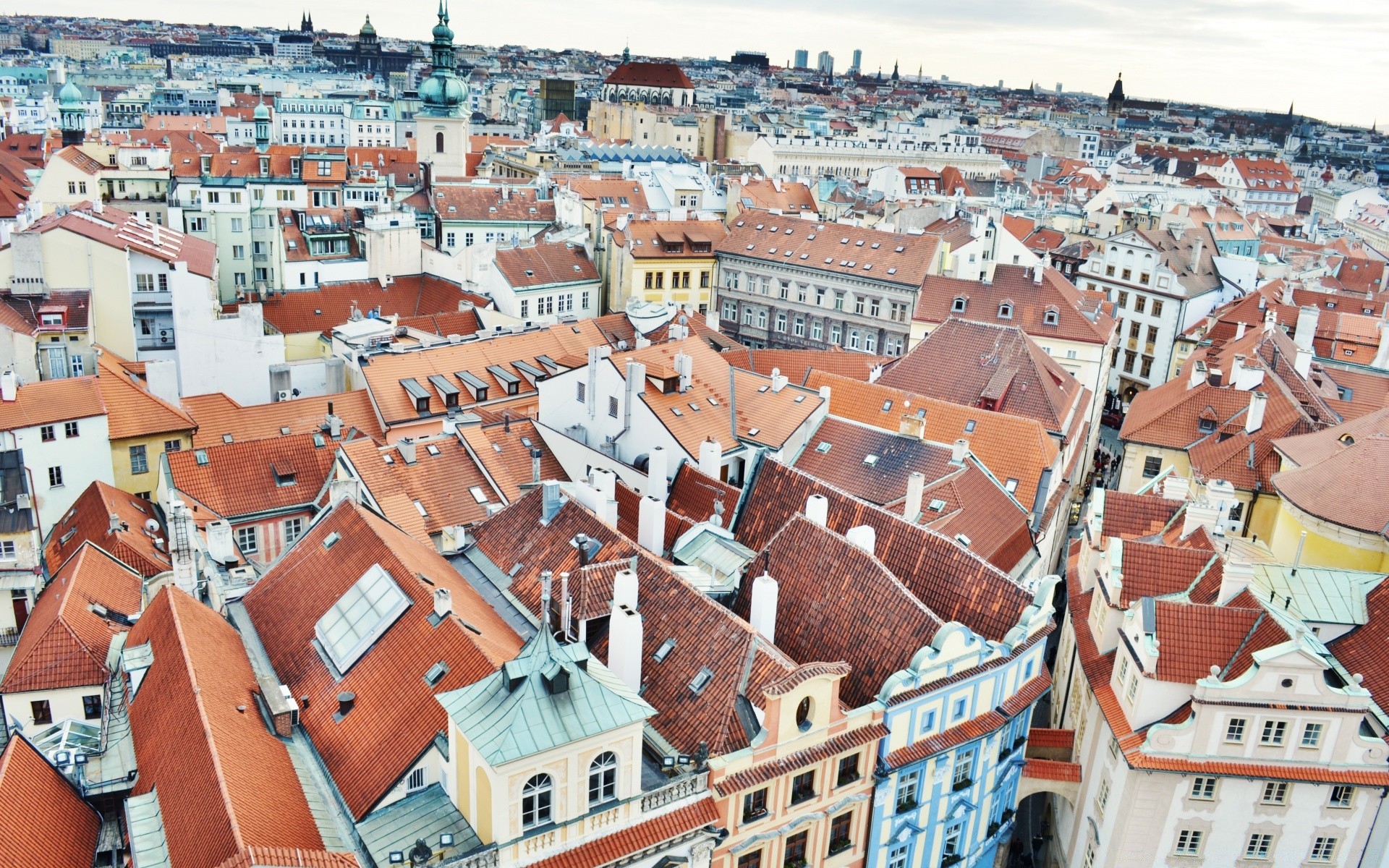 europe architecture toits ville ville voyage maison maison ville urbain extérieur tourisme antenne église ciel vieux vue panorama