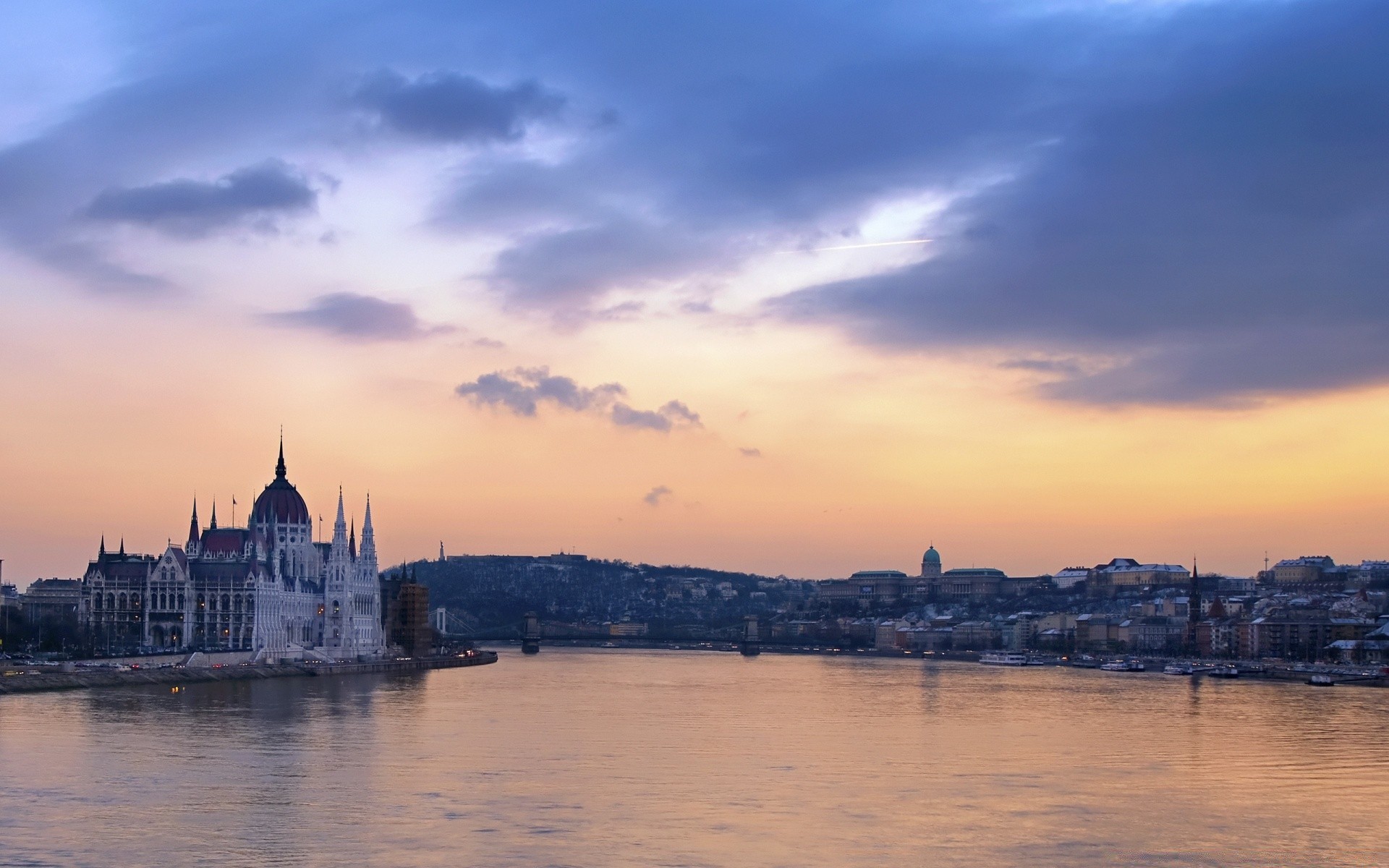 europe eau architecture voyage coucher de soleil rivière aube ville crépuscule à l extérieur ciel réflexion soir maison