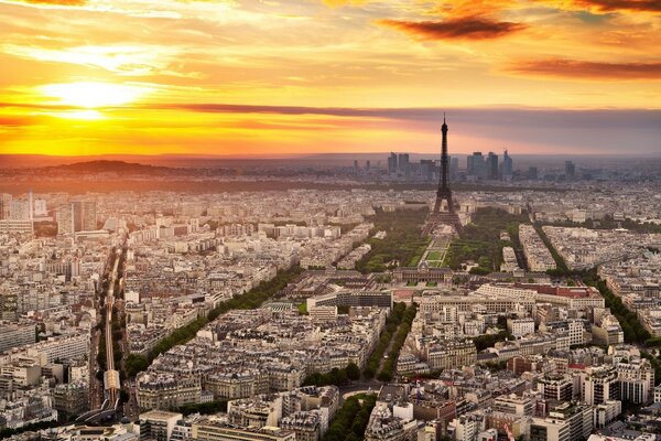 Blick auf das alte Paris vom Himmel