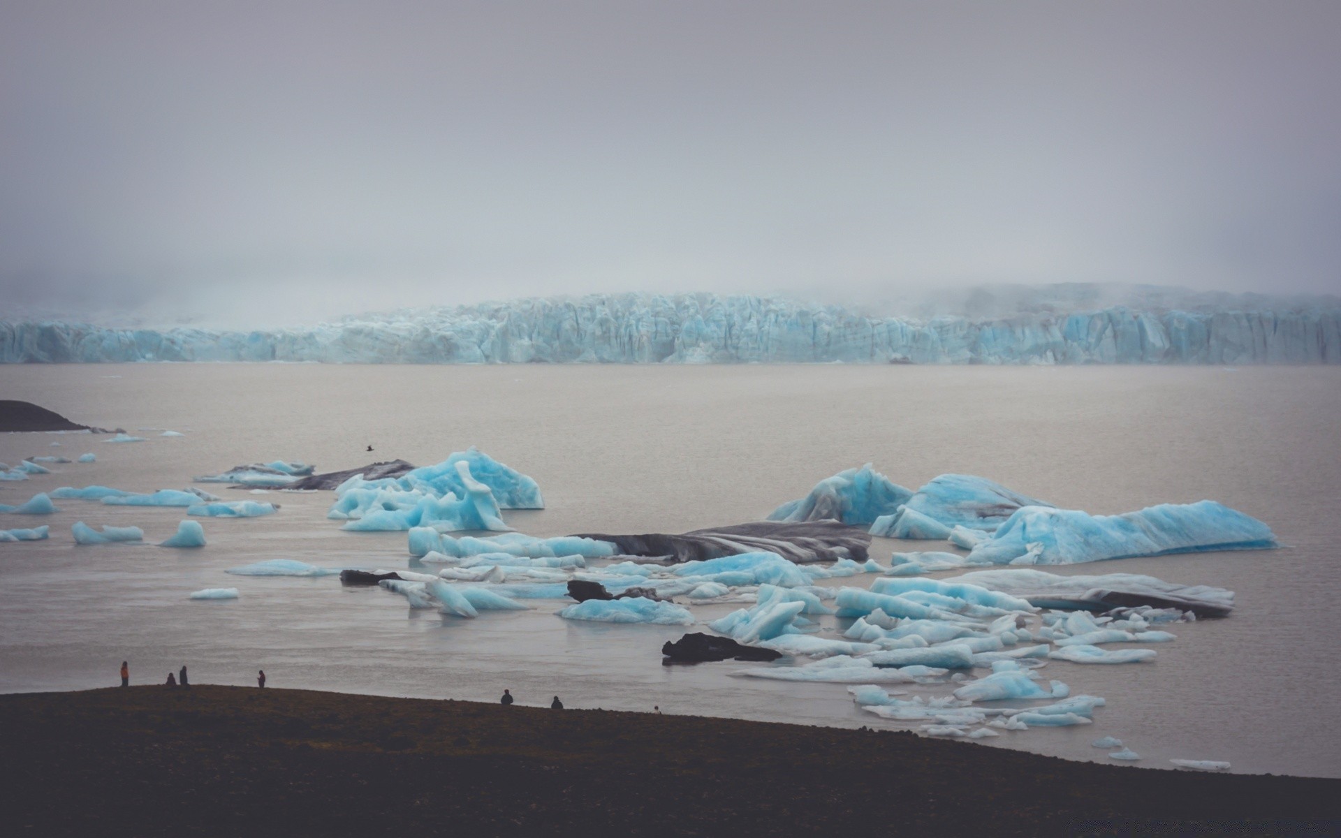 europe eau iceberg givré glace mer paysage océan neige voyage fusion congelé natation changement climatique glacier environnement nature froid hiver mer