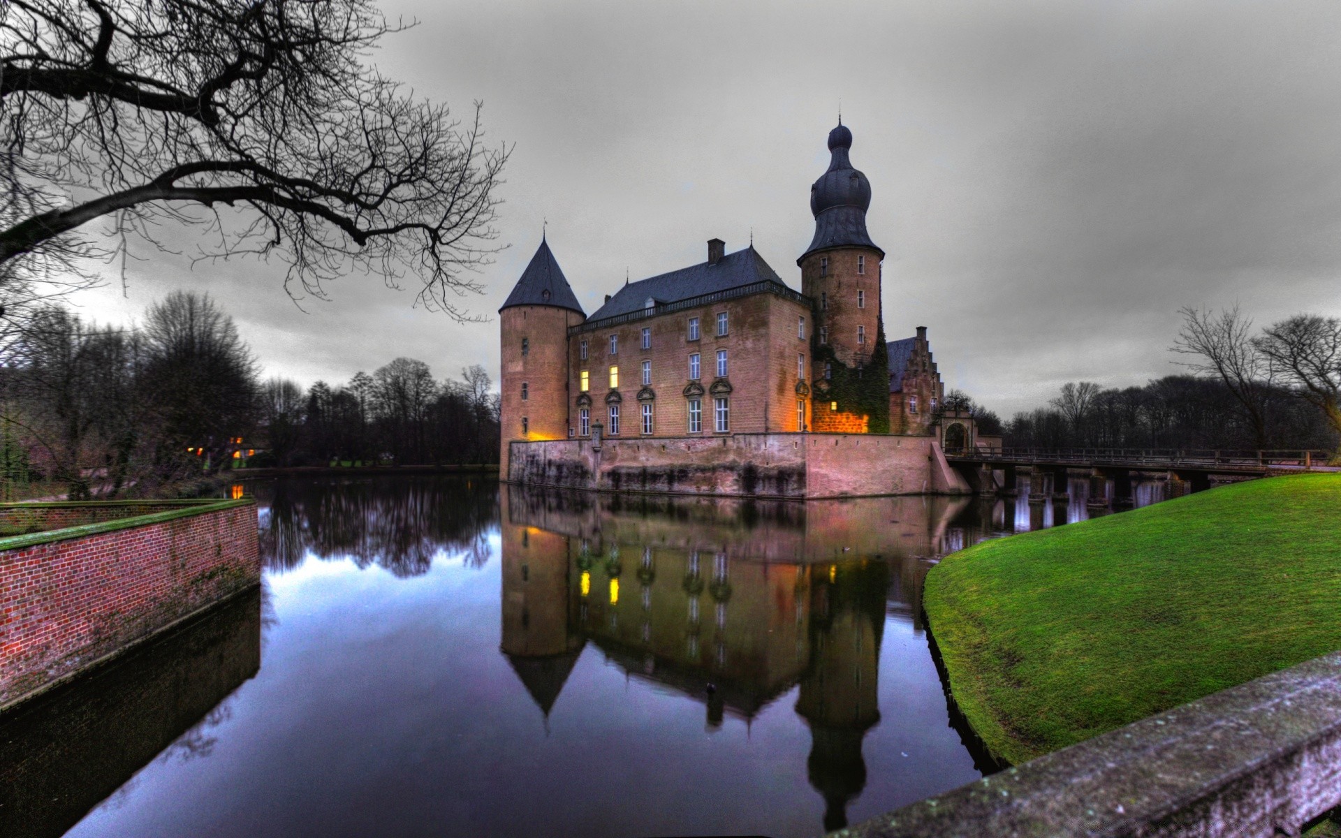 europa architektur fluss schloss reflexion see kanal reisen wasser haus im freien brücke baum himmel stadt park zuhause schwimmbad graben gotik