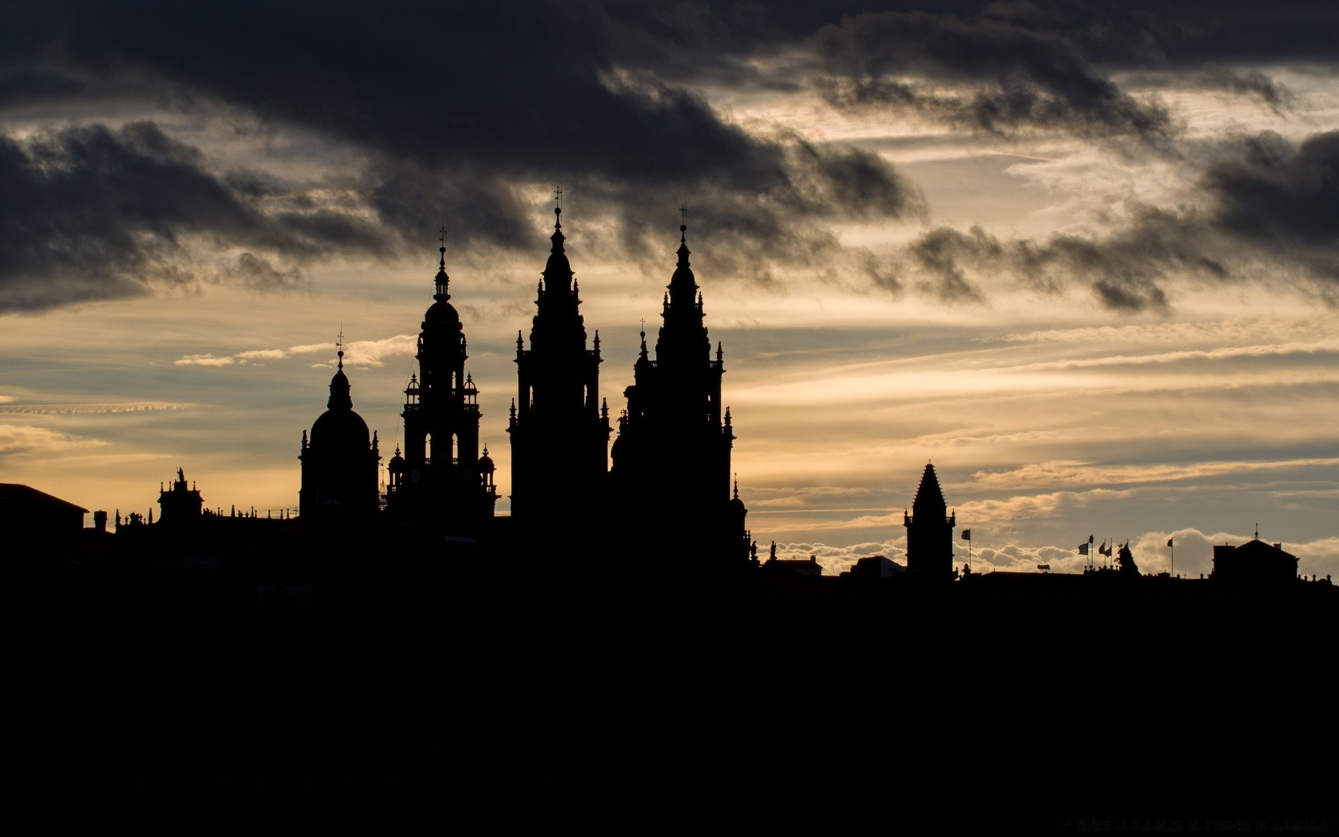 europa architettura tramonto viaggi cielo crepuscolo chiesa torre città all aperto sera alba casa skyline castello