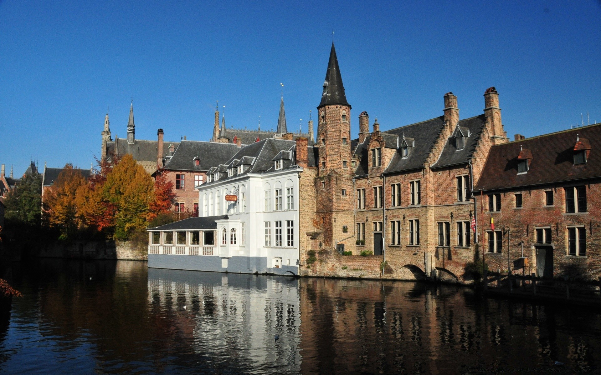 europa architektur fluss haus reisen im freien wasser haus brügge gotisch alt kanal stadt schloss reflexion haus himmel brücke