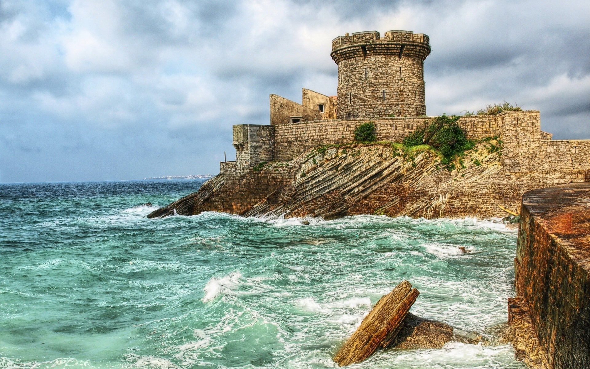 europe mer mer voyage eau océan plage point de repère architecture ciel forteresse château tourisme paysage vacances en plein air tour rock paysage antique