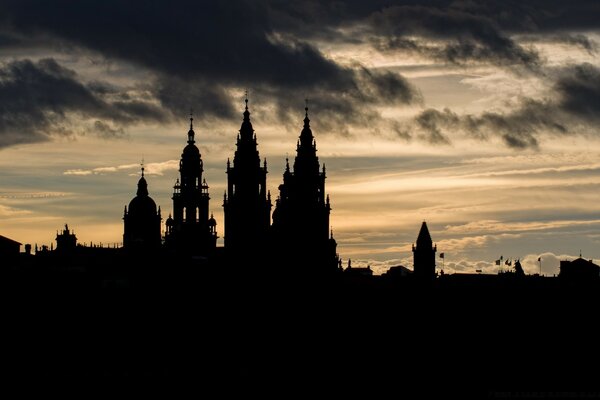 Castillo al atardecer. Arquitectura Europea