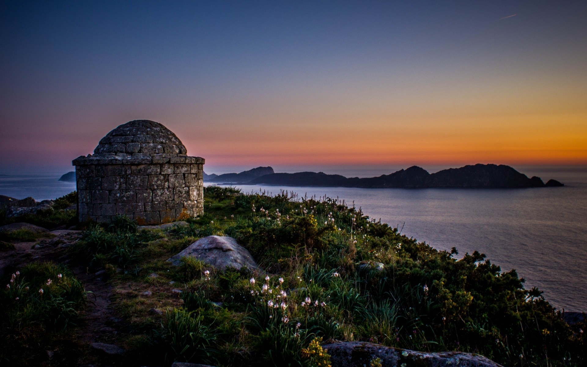 europe eau mer coucher de soleil plage paysage mer océan voyage ciel paysage aube rock soirée île