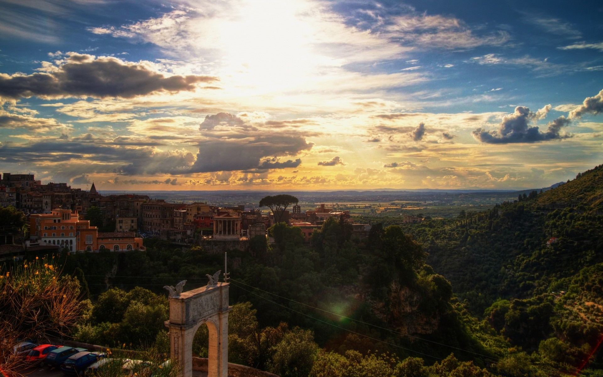 europa sonnenuntergang reisen landschaft berge himmel baum dämmerung im freien architektur hügel abend stadt