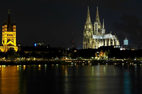 Night view of the sleeping city