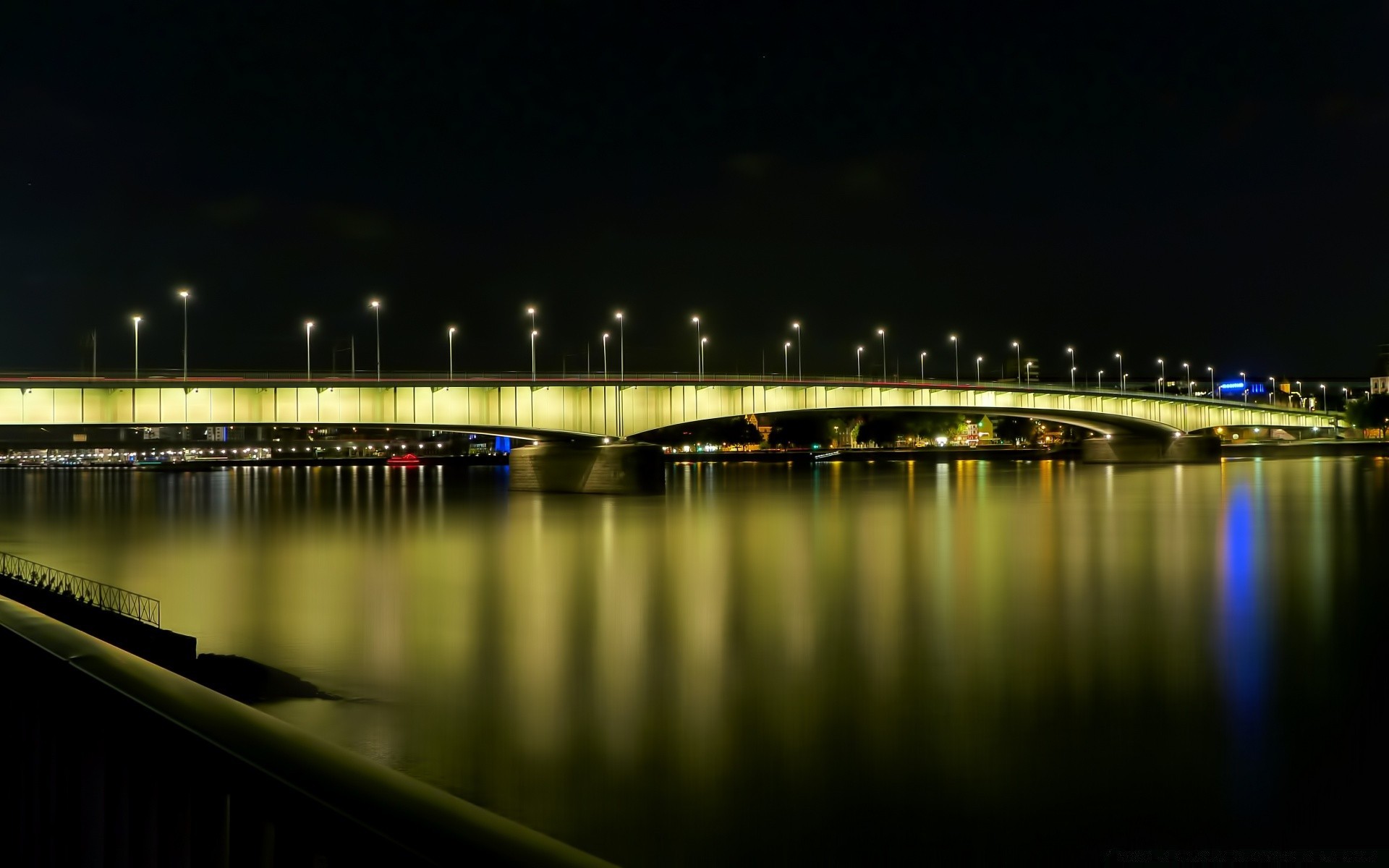 europa ponte acqua città fiume riflessione architettura viaggi sera tramonto cielo crepuscolo città luce urbano mare casa lungomare sistema di trasporto skyline