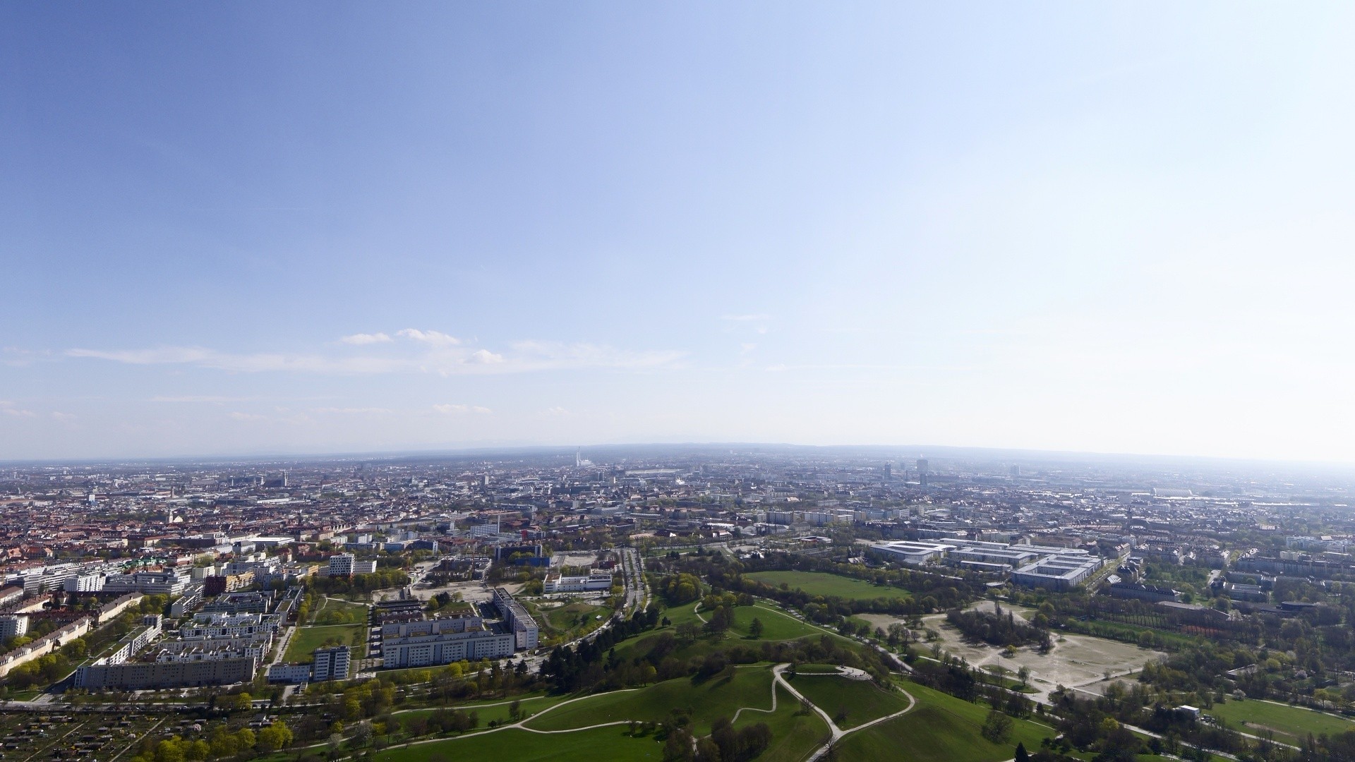 europe ville voyage architecture ville antenne ciel maison skyline à l extérieur ville paysage panorama lumière du jour toits banlieue spectacle