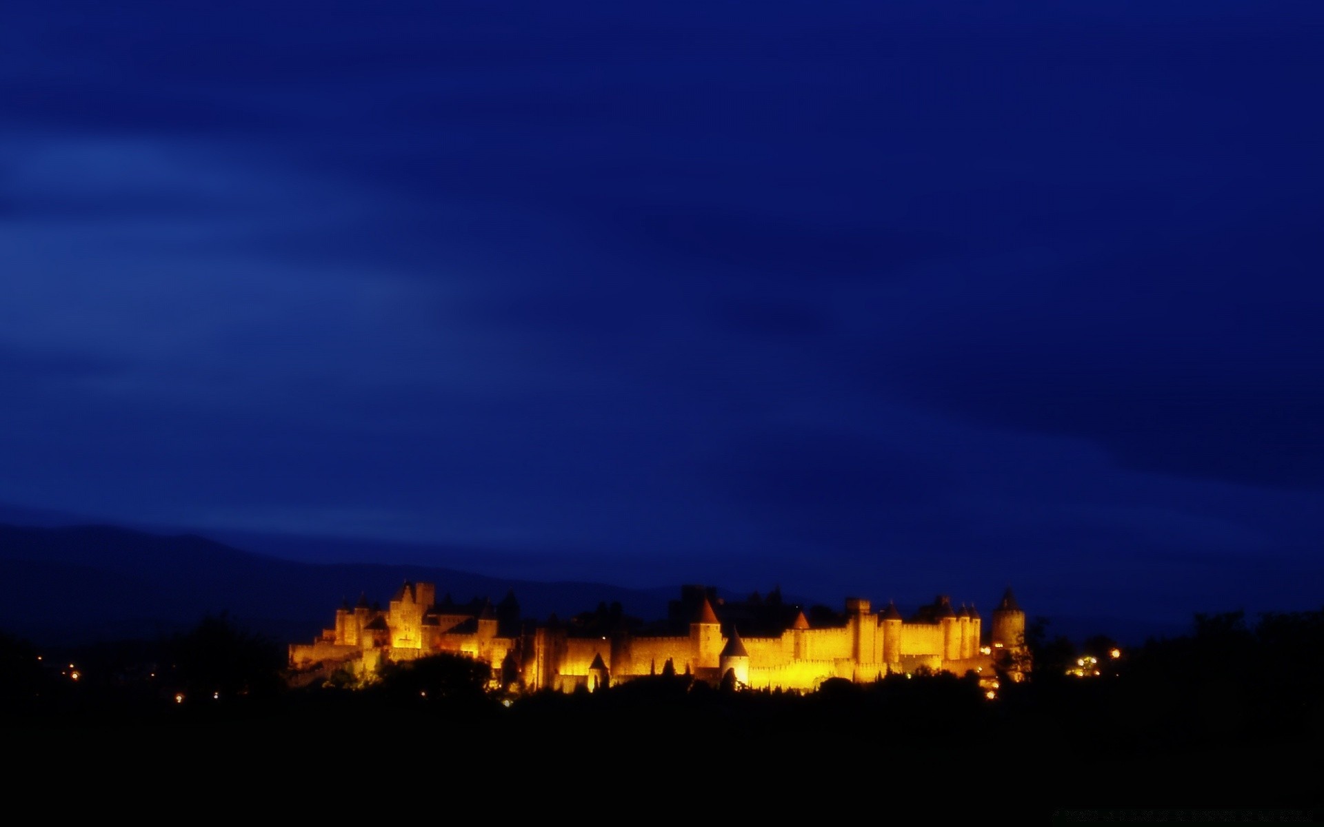 europa silhouette tramonto sera cielo crepuscolo luce luna scuro all aperto alba illuminato paesaggio viaggi natura