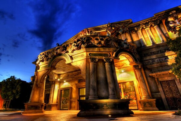 Architecture of the European Drama Theater