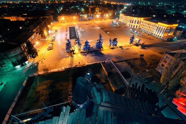 La tranquilidad de una ciudad nocturna en Europa