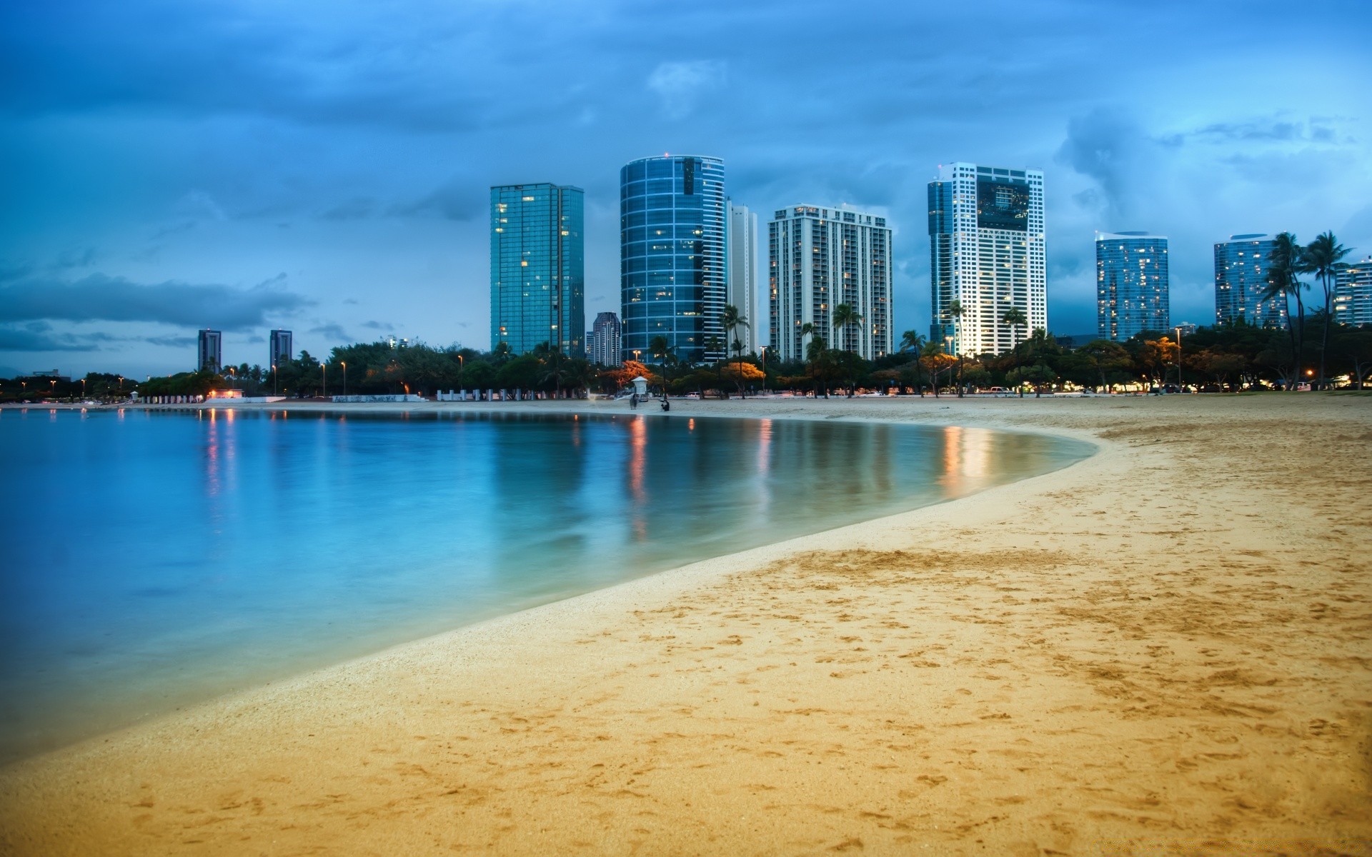 islas ciudad agua arquitectura viajes rascacielos ciudad centro de la ciudad skyline cielo paseo marítimo casa crepúsculo moderno oficina hotel urbano reflexión negocio al aire libre