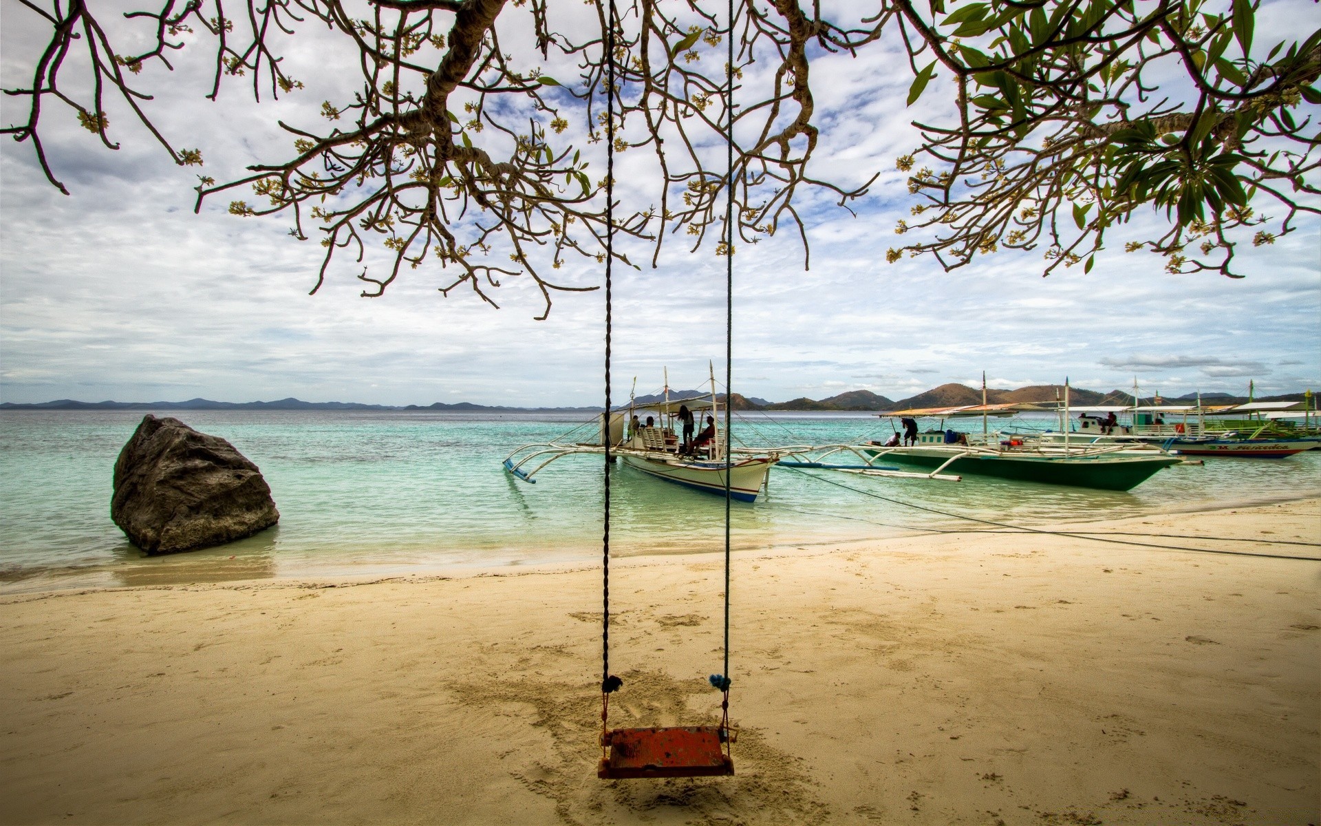 insel strand wasser sand tropisch meer ozean meer reisen sonne urlaub entspannung baum insel boot landschaft sommer paradies resort himmel türkis