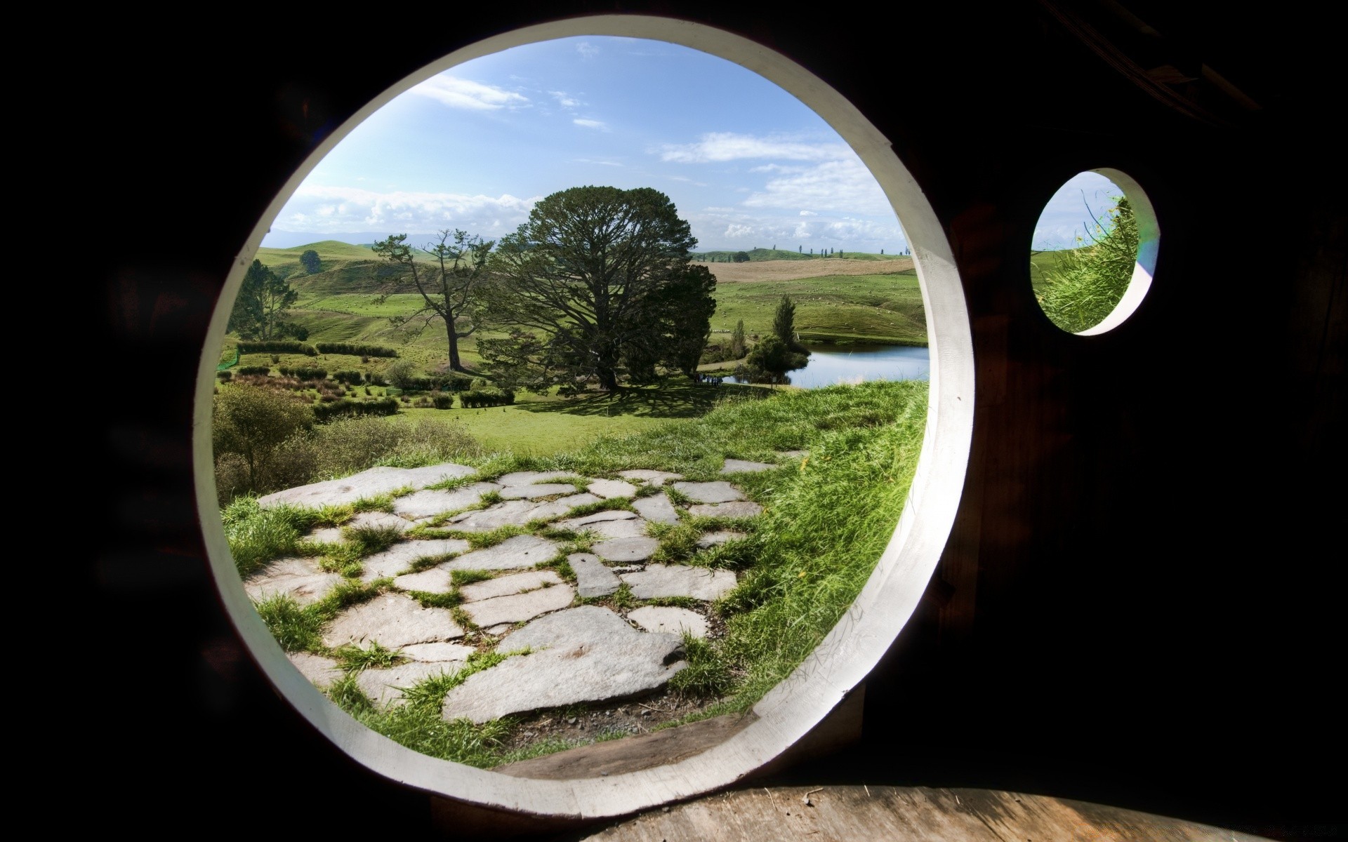 australia and oceania travel grass landscape water nature environment light leaf country ball-shaped city flora soil tree outdoors reflection mirror sky panorama