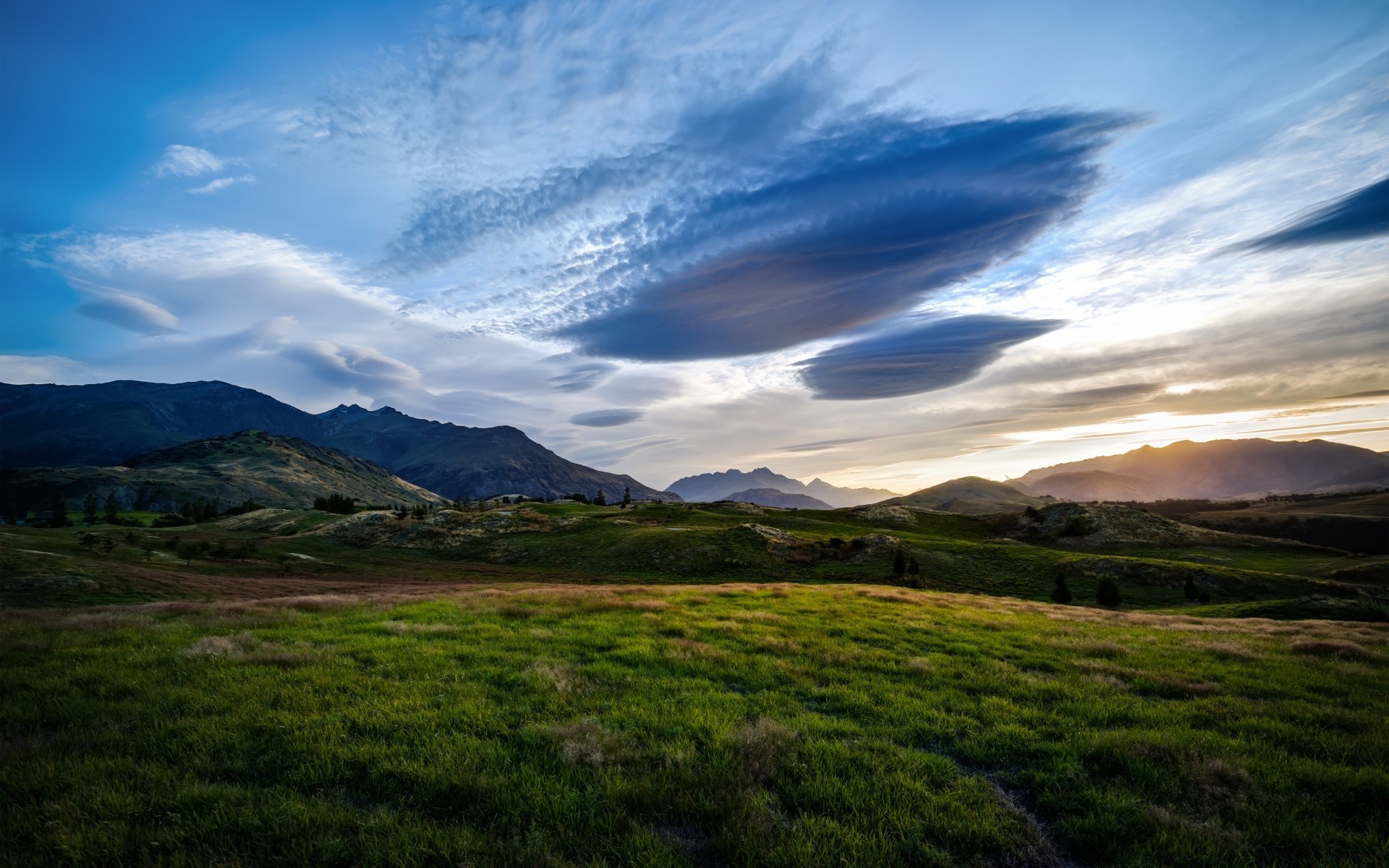 australia y oceanía paisaje cielo viajes naturaleza montañas al aire libre puesta de sol colina amanecer hierba