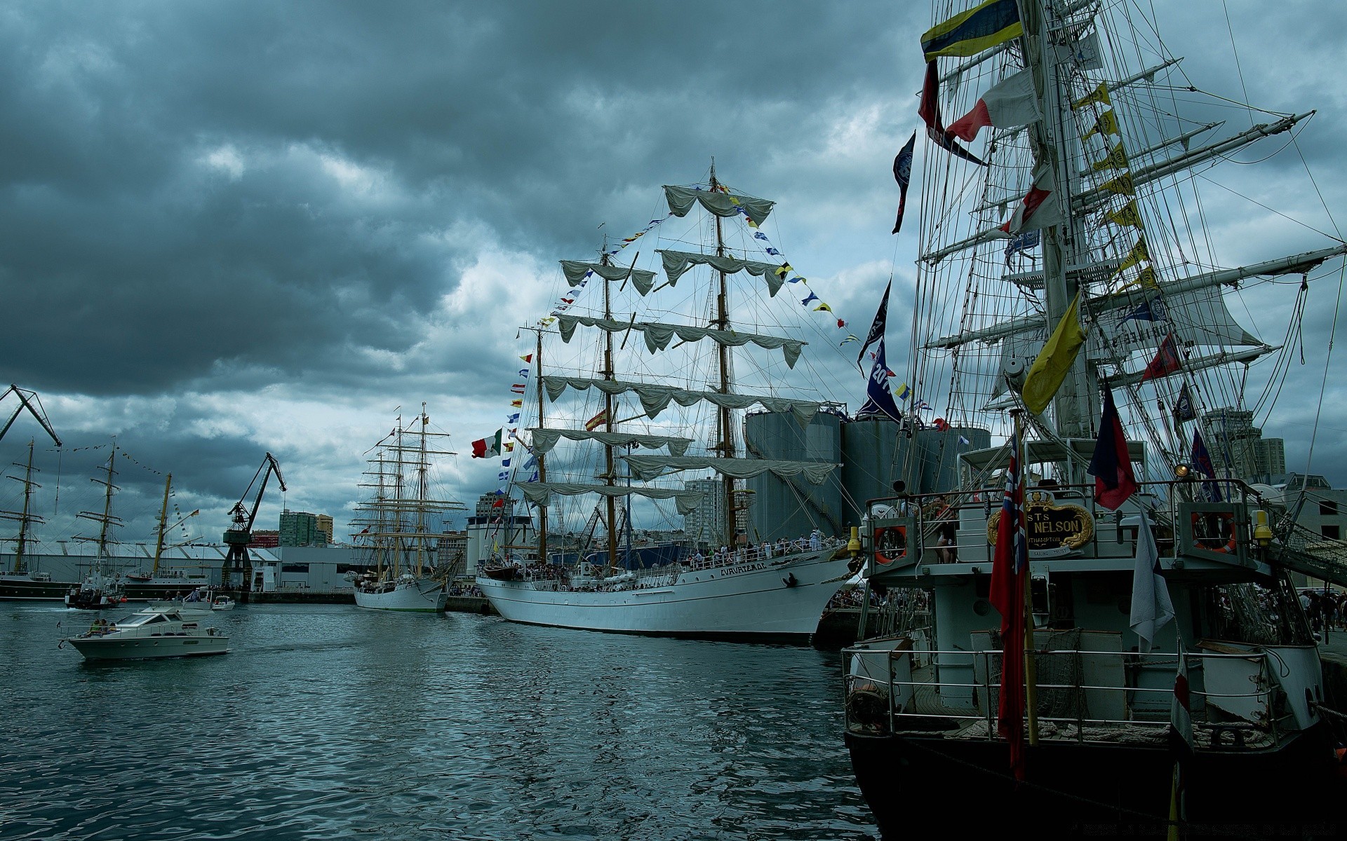 otras ciudades barco embarcación barco puerto mar sistema de transporte puerto agua marina de guerra marina muelle barco marina vela velero océano viajes yate coche