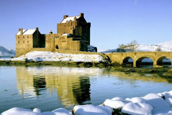 Architecture water travel castle