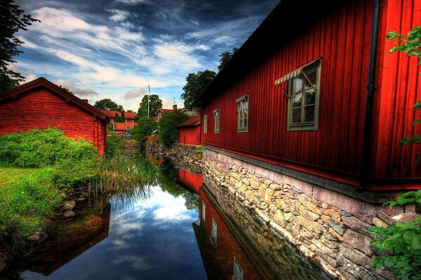 Holzhaus Bach Wasser